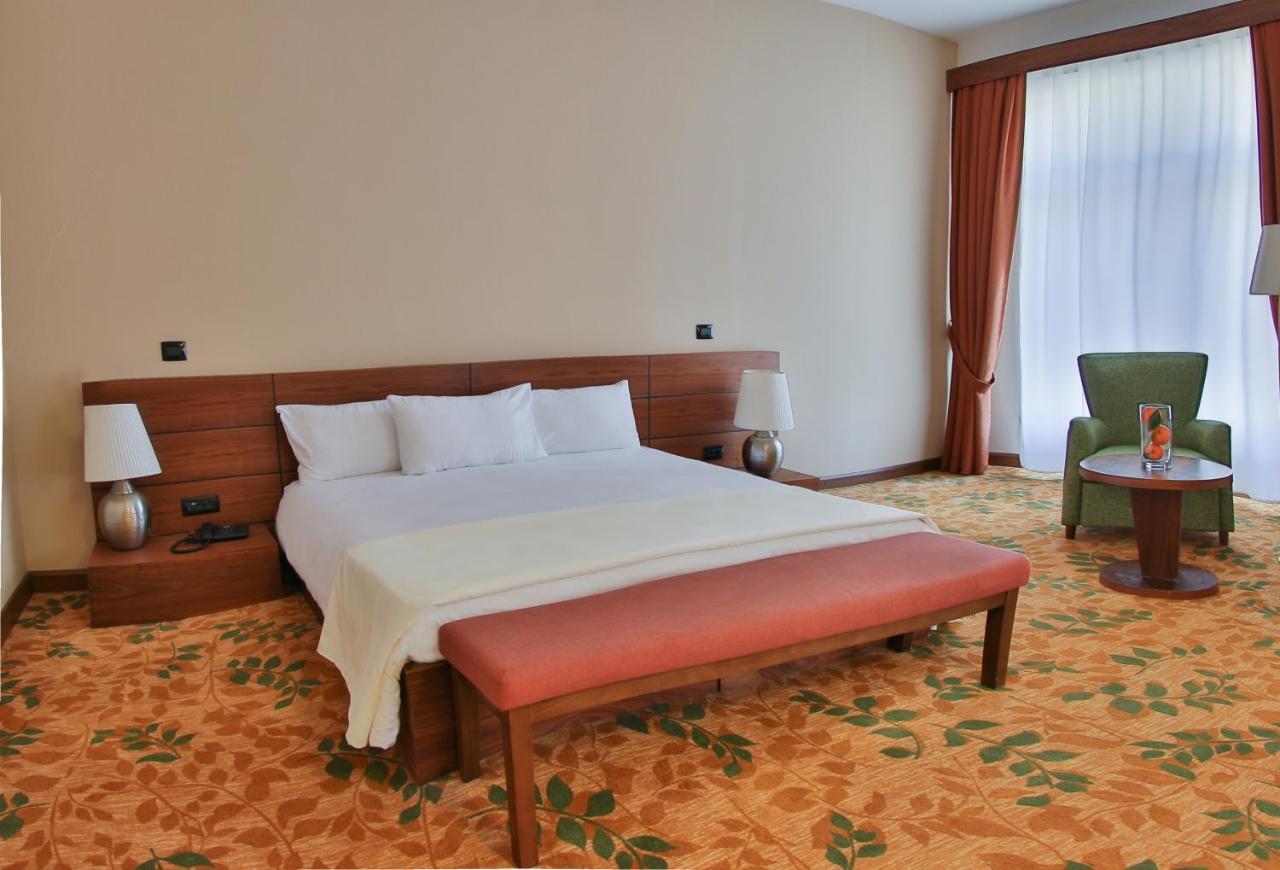 El Resort Hotel Гах Экстерьер фото